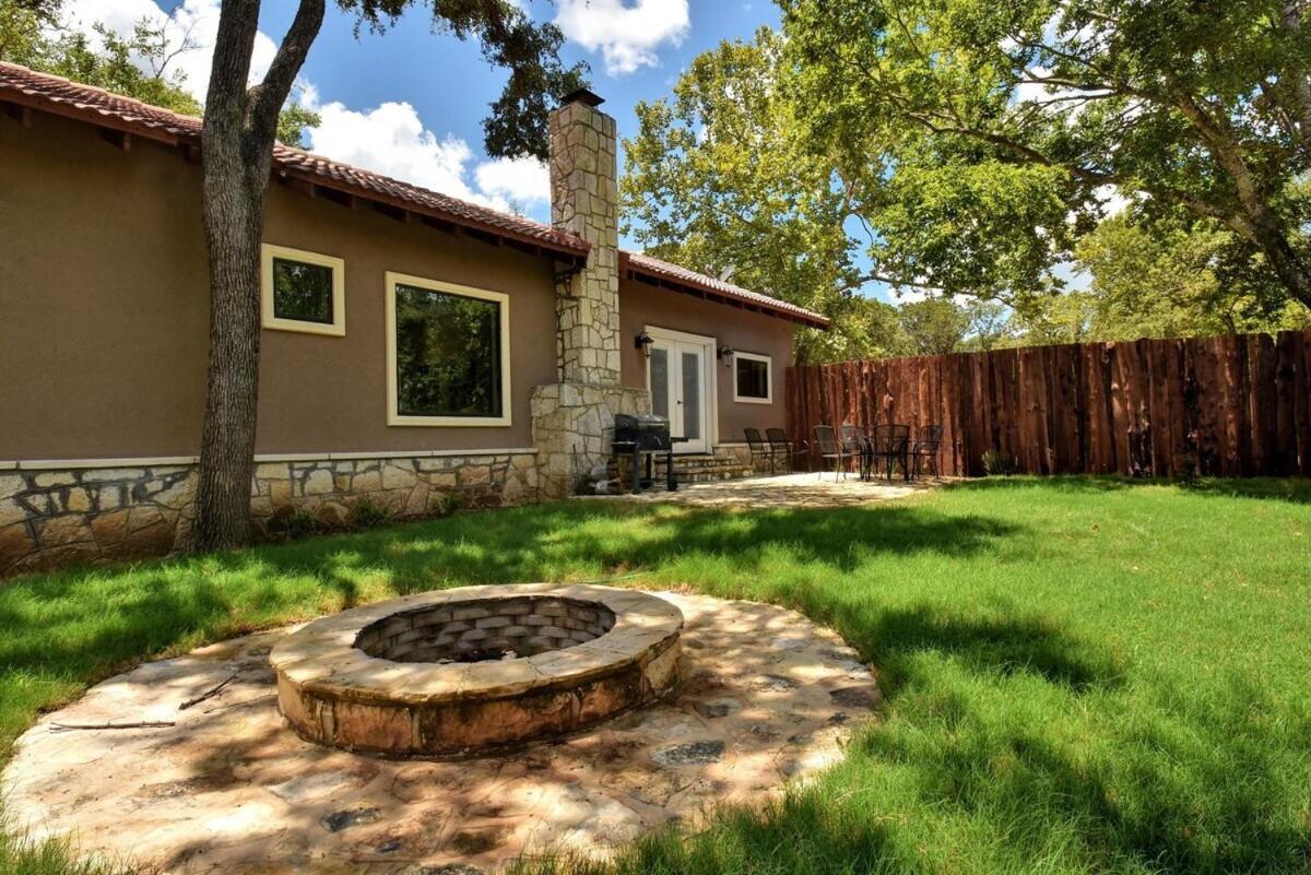 Messina Inn Wimberley Dış mekan fotoğraf